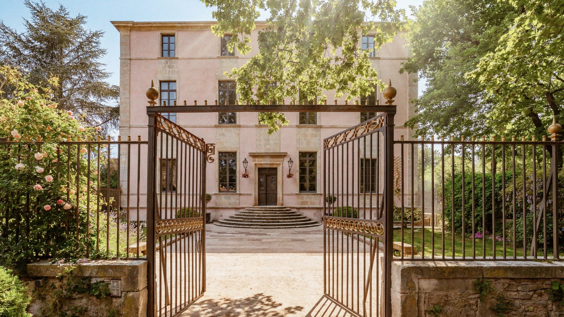 location_chateau_nimes