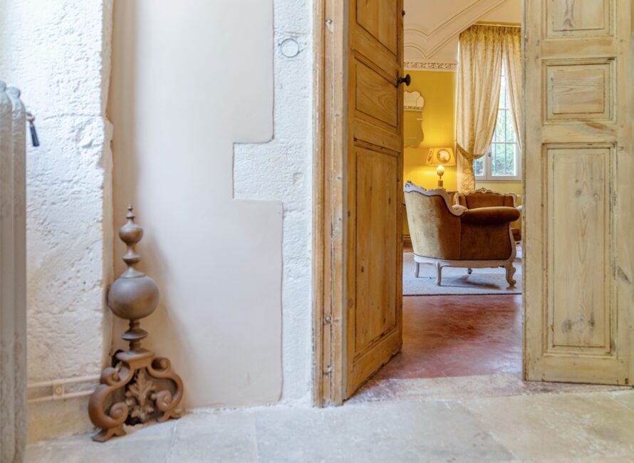 location_chateau_nimes