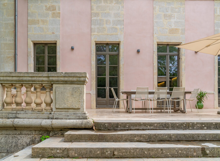 location_chateau_nimes