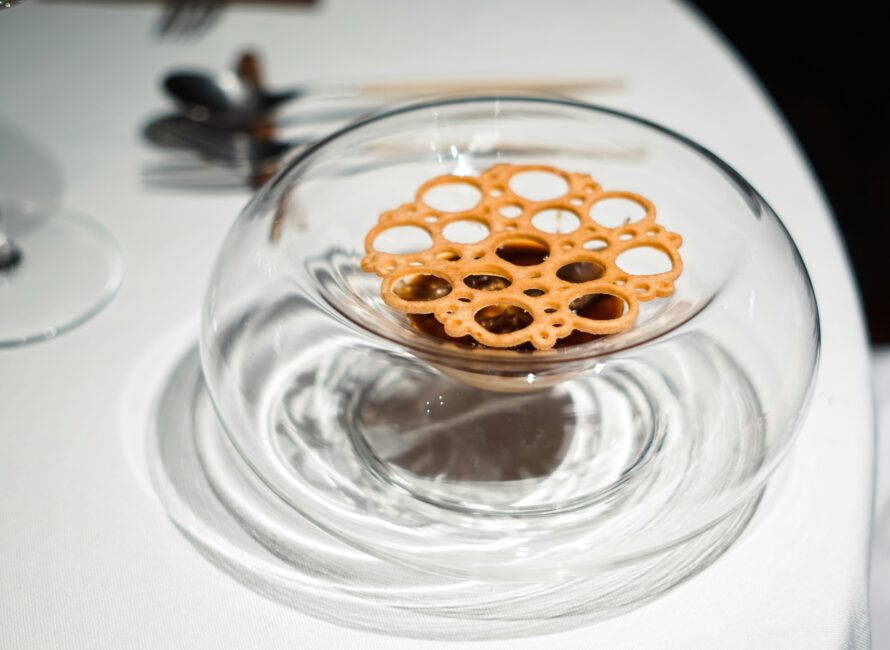 Restaurant gastronomique du Château Darcy avec vue sur le parc